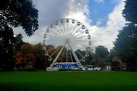Big wheel in Botanic Gardens
