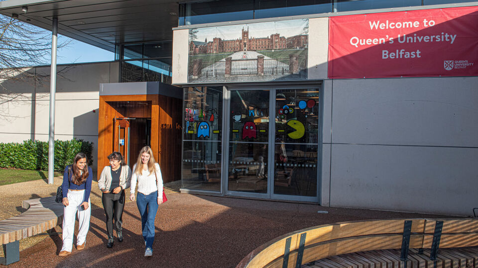 Students at the Treehouse, BT9